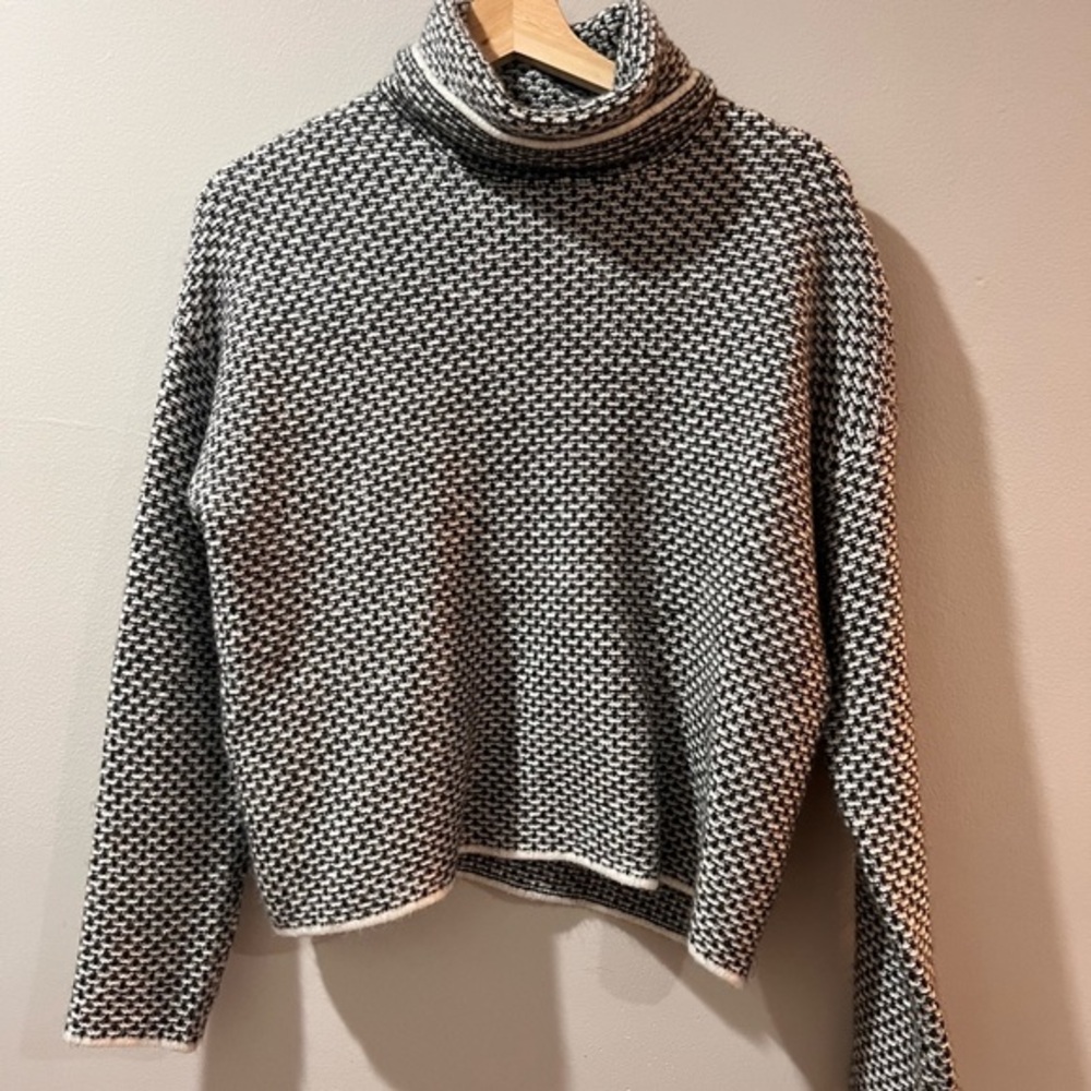 Christian Siriano New York Black and White Mock Neck Knit Sweater
